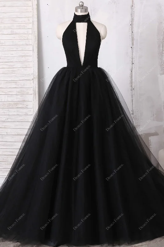 Black Tulle Halter Plunging Elegant Ball Gown Prom Dress Tunics Travel practical