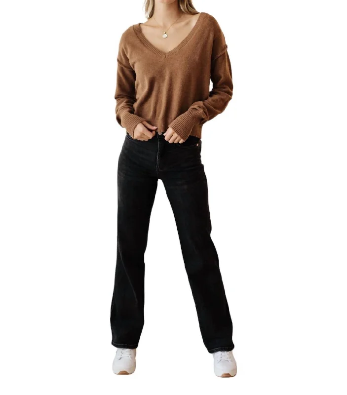 Back To Life V-Neck Sweater In Mocha Thin Thick Dense