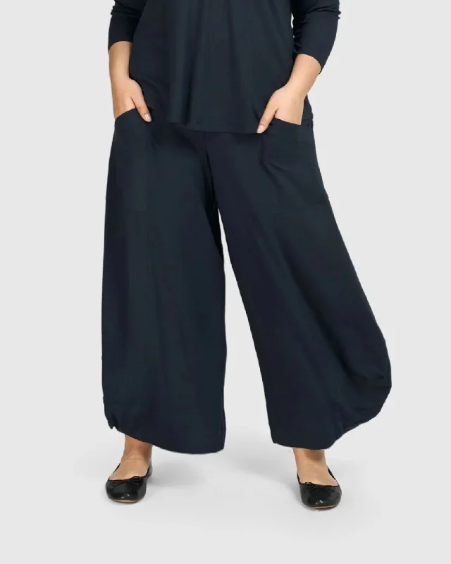 Essential Punto Pockets Pants, Ocean Elegant Wool Trousers