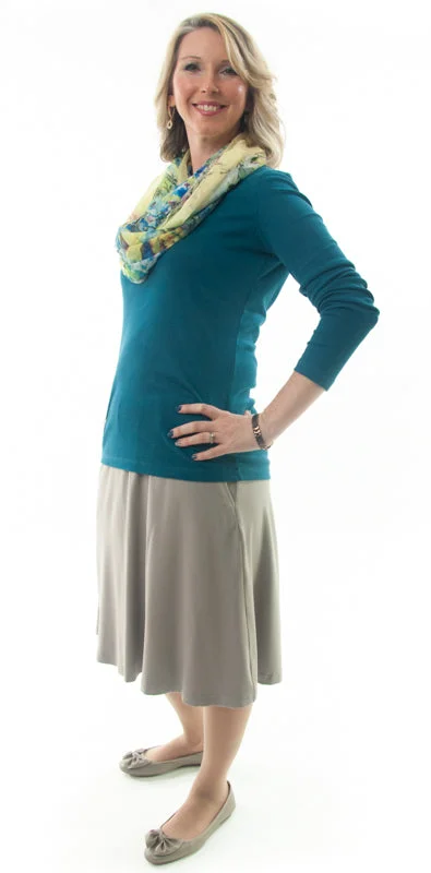 Just the Knit Skirt / Ladies pencil skirt chic