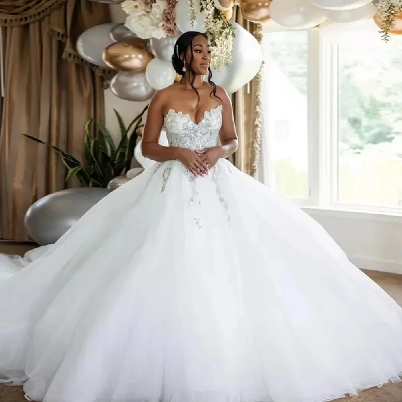 Elegant Sweetheart White فساتين سهرات Quinceanera Dresses Lace Appliques Princess Bridal Gowns Plus Size Popularvestidos de quin Elegant Sweetheart White فساتين سهرات Quinceanera Dresses Lace Appliques Princess Bridal Gowns Plus Size Popularvestidos de quin