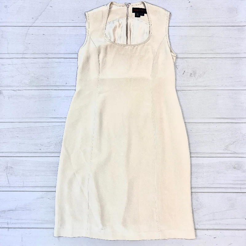 Dress Designer By Nina McLemore Size: M