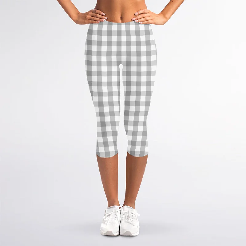 Grey And White Check Pattern Print Women's Capri Leggings Stylish Compression Fit Leggings