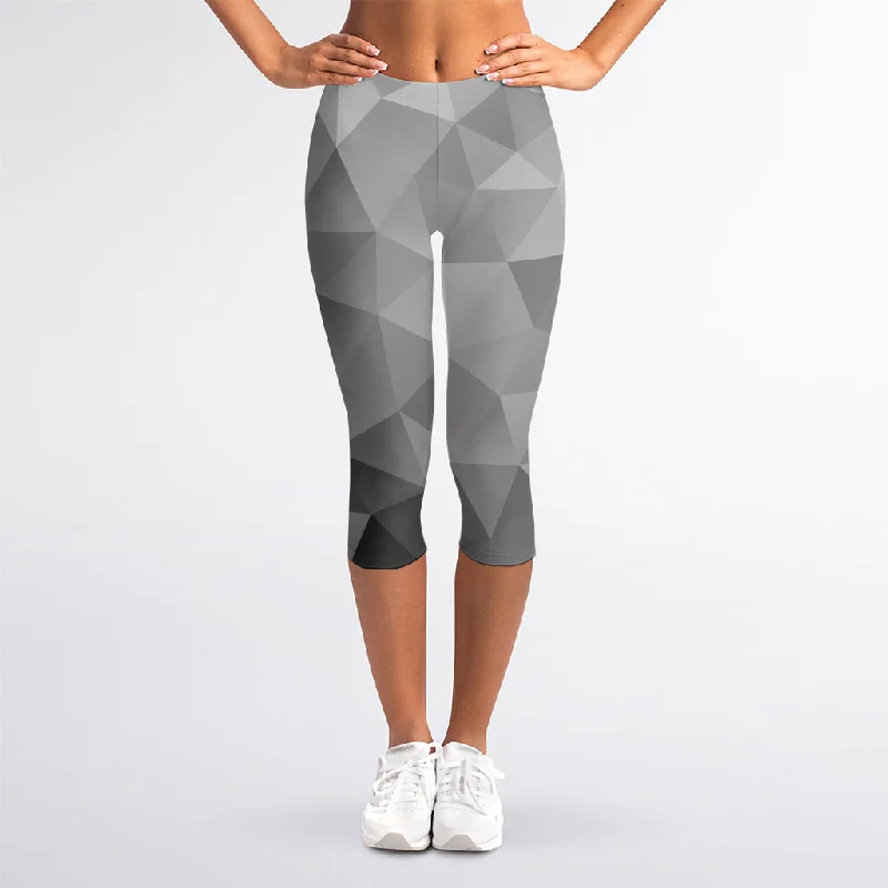 Grey Polygonal Geometric Print Women's Capri Leggings Cozy Warmth Leggings