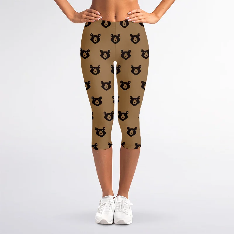 Grizzly Bear Pattern Print Women's Capri Leggings Elegant Satin Finish Leggings