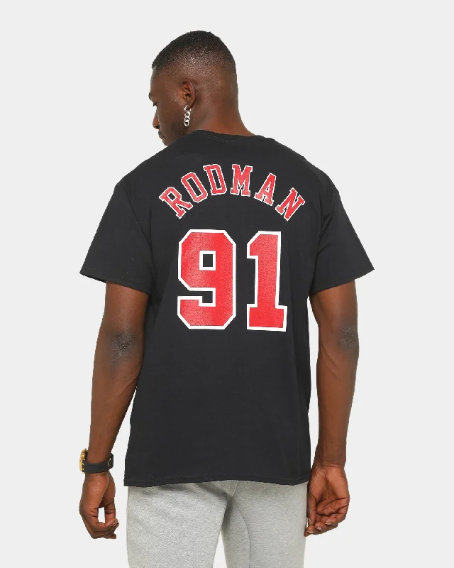 Mitchell & Ness Chicago Bulls Rodman N&N Short Sleeve T-Shirt Black Zippered Front Buttoned Front Snap Front Mitchell & Ness Chicago Bulls Rodman N&N Short Sleeve T-Shirt Black Zippered Front Buttoned Front Snap Front