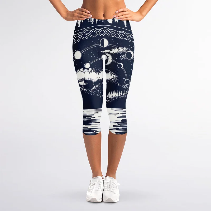 Mystical Lunar Phase Print Women's Capri Leggings Stylish Sweatproof Leggings