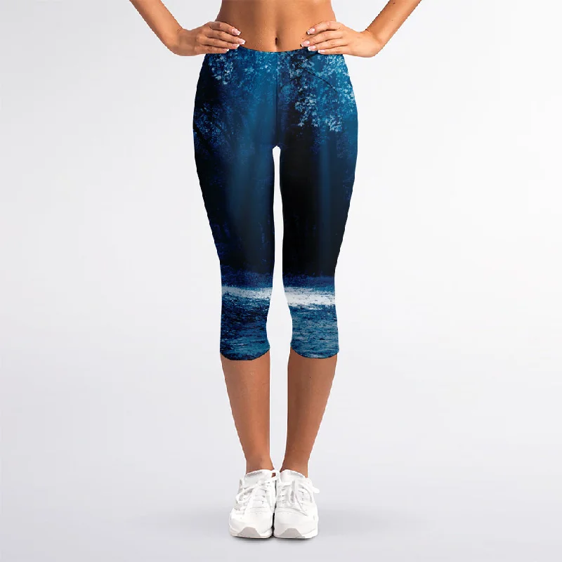 Night Forest And Moonlight Print Women's Capri Leggings Trendy Digital Print Leggings Night Forest And Moonlight Print Women's Capri Leggings Trendy Digital Print Leggings